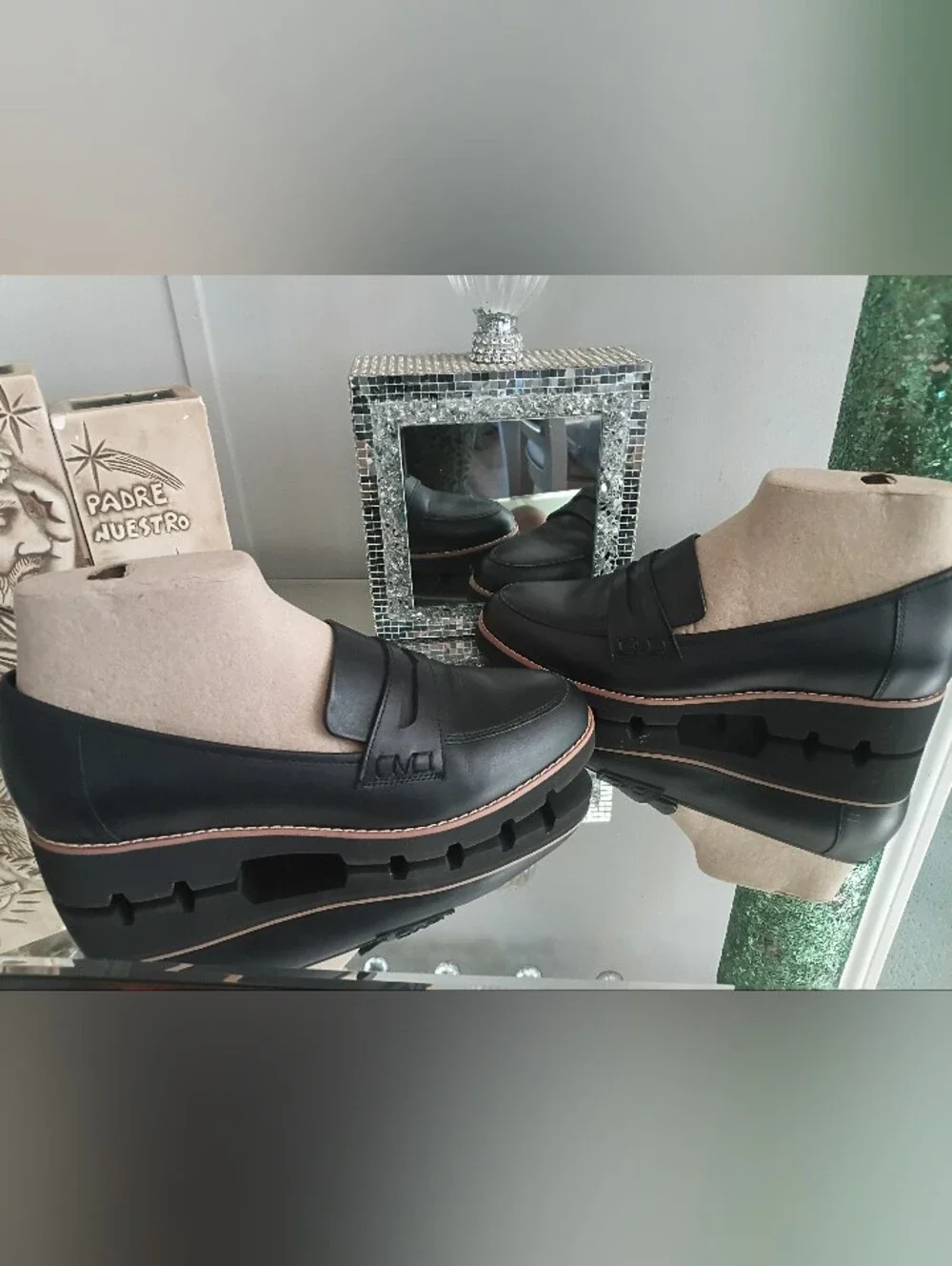 Vionic Black Leather Penny Loafers with Brown Trim